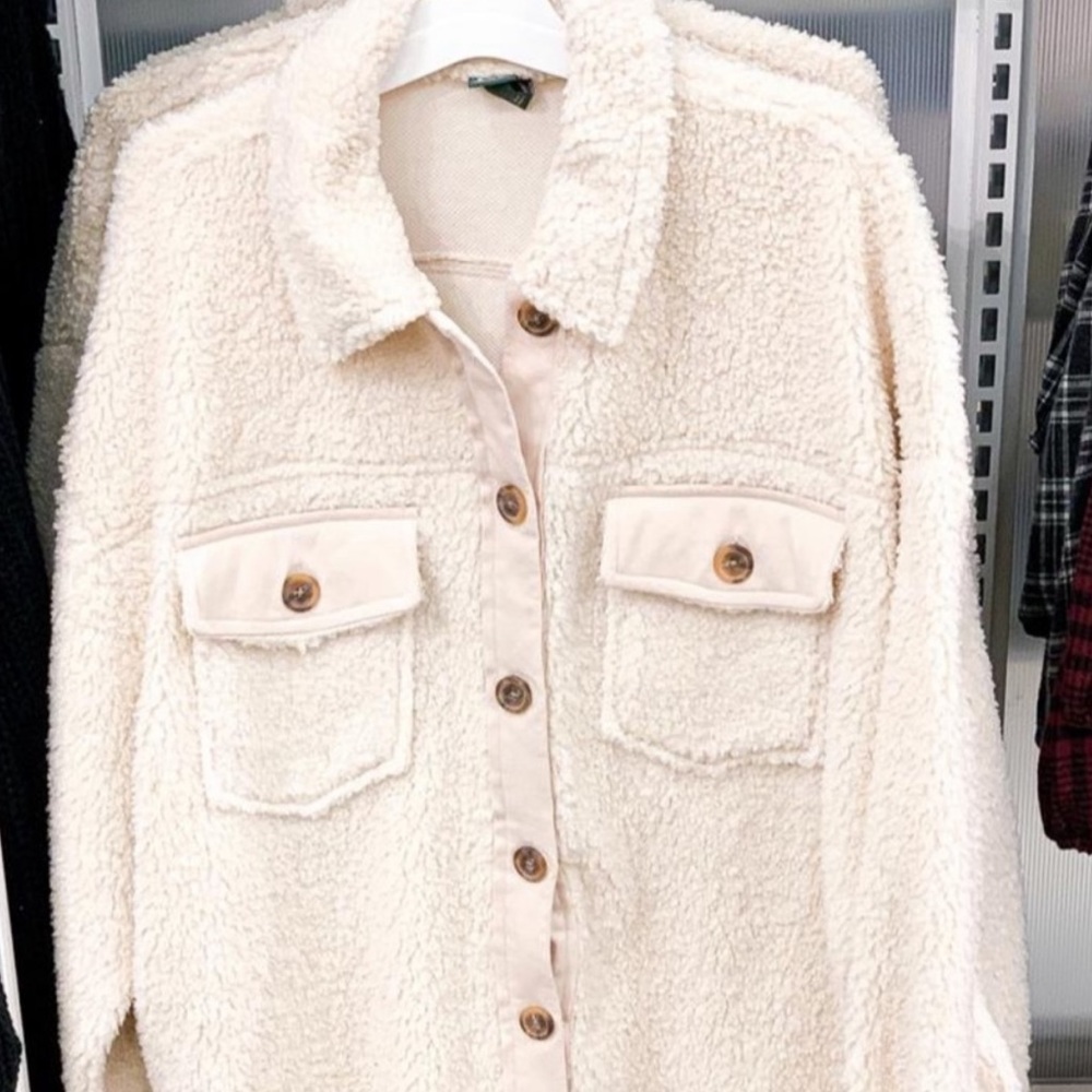 Wild Fable Fuzzy Oatmeal Cream Shacket Sold Out - Picture 6 of 8